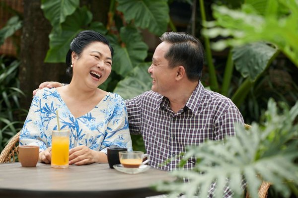 Rencontre senior pour plus de 60 ans : quel site de rencontre choisir ?